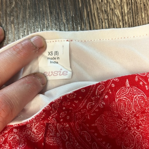 Girls Evsie red & white dress with handkerchief design in the red size x small - Picture 4 of 4